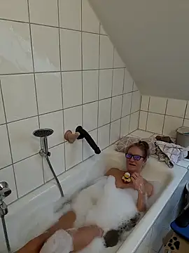 HotWifeLyn68 online show from 02.15.26