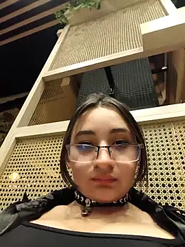 LiliThara online show from 10.11.25