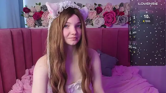 AnimeAlica18 online show from 11.20.25