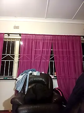 Snapshot of BlamedSimple chatting on 11.30.25 BlamedSimple online show from 11.30.25