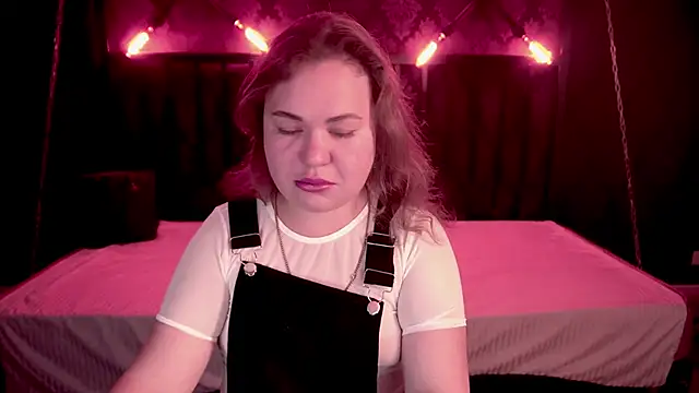 RebelLush online show from 10.04.25