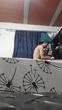 Snapshot of jean--98 chatting on 11.15.25 jean--98 online show from 11.15.25