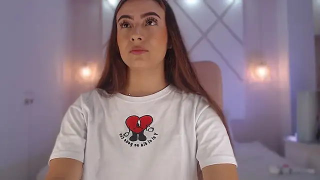 isabellashine online show from 09.18.25