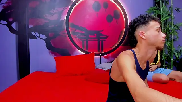 Friends Lust online show from 09.14.25