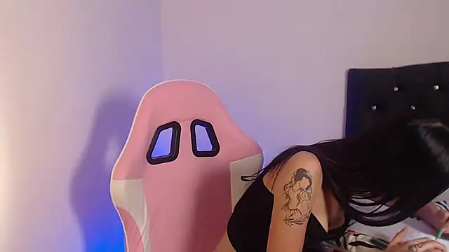 Lia  1 online show from 02.27.26