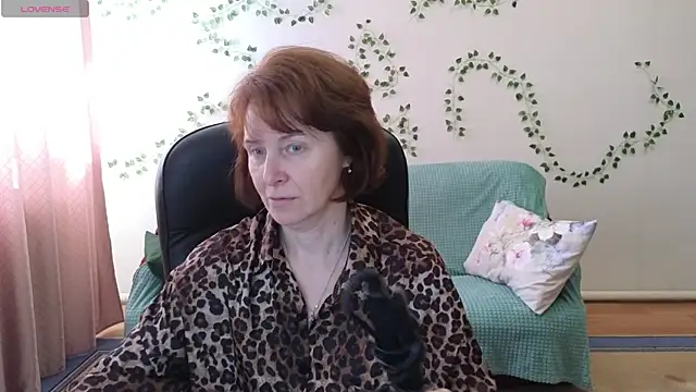 Snapshot of Lia_Tito chatting on 06.06.26 Lia Tito online show from 06.06.26