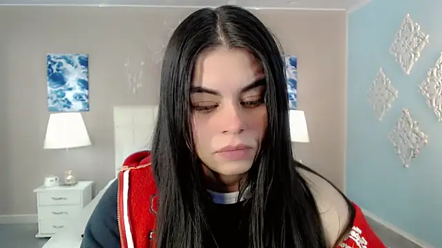 maddissonivanova online show from 10.29.25