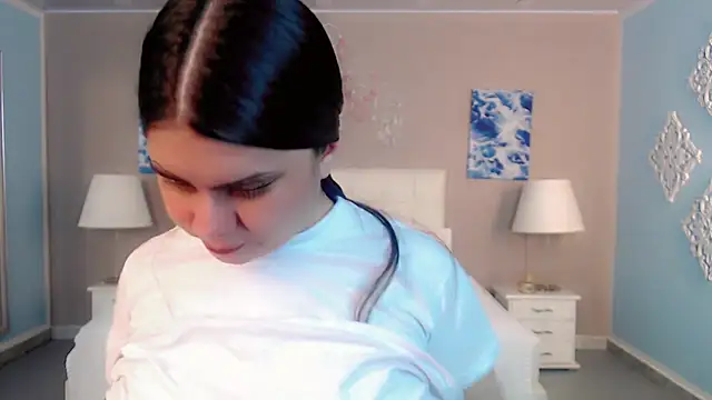 maddissonivanova online show from 03.04.26