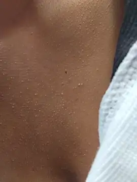 Lorena Mcfly online show from 10.24.25