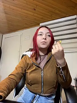 Snapshot of Karen18_boobs chatting on 10.04.25 Karen18 boobs online show from 10.04.25