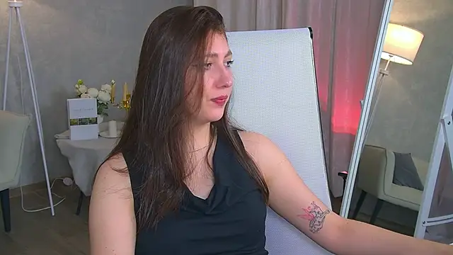 Mary Miiller online show from 11.18.25