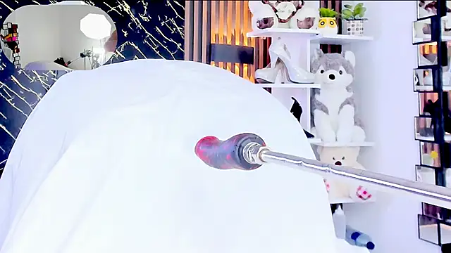 emma liz2 online show from 10.15.25