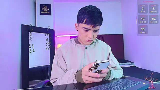 Lucass love online show from 10.08.25