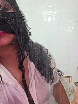 Snapshot of Bristy- chatting on 09.23.25 Bristy- online show from 09.23.25