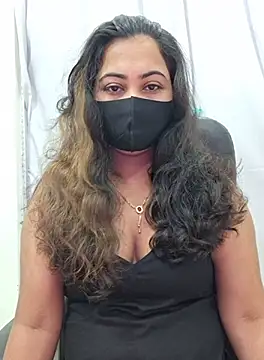 Snapshot of Bristy- chatting on 10.07.25 Bristy- online show from 10.07.25