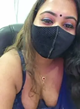 Snapshot of Bristy- chatting on 10.14.25 Bristy- online show from 10.14.25