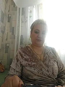 StarNicole online show from 12.17.25