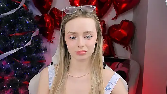 JuliaBrewwer online show from 03.17.26