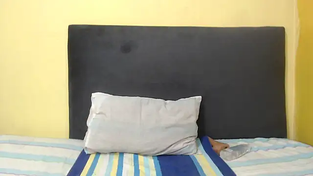 ChubbyBitch26 online show from 05.19.26