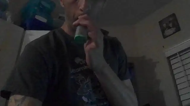 Snapshot of dik4cache chatting on 09.10.25 dik4cache online show from 09.10.25