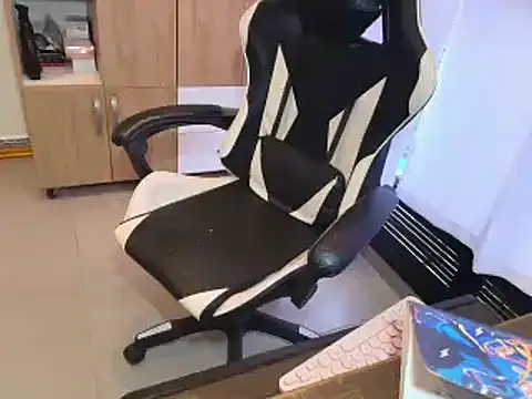 max love255 online show from 03.18.26