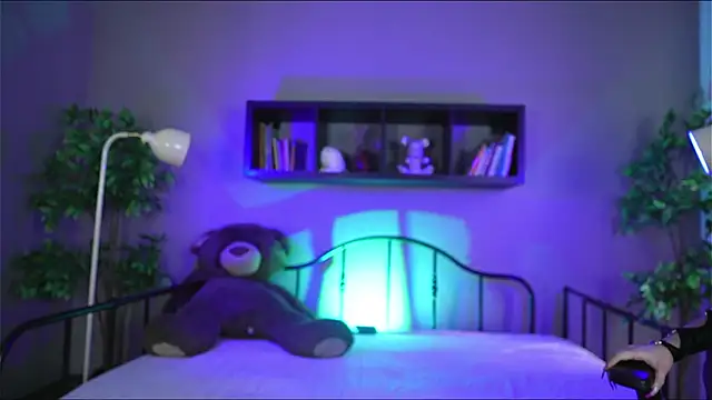 Sabrina bloom online show from 10.28.25