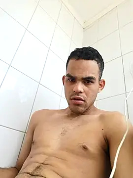 Snapshot of jhoi95 chatting on 10.13.25 jhoi95 online show from 10.13.25