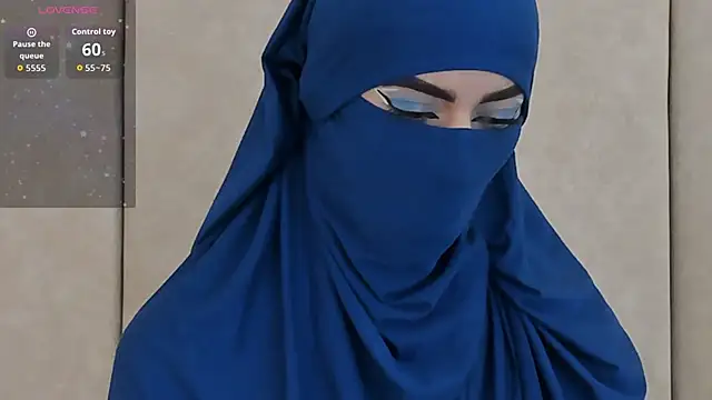  Zahiira  online show from 09.09.25