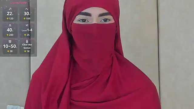  Zahiira  online show from 10.11.25