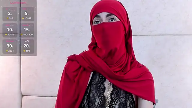  Zahiira  online show from 10.15.25