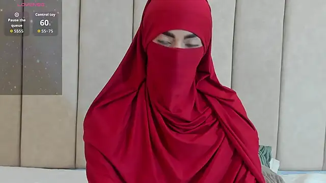  Zahiira  online show from 11.06.25