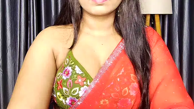 Snapshot of Webrowncouple chatting on 12.18.25 Webrowncouple online show from 12.18.25