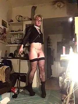 Sissy Cindy Whore online show from 10.02.25