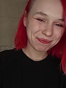 NaomiYoru online show from 02.20.26