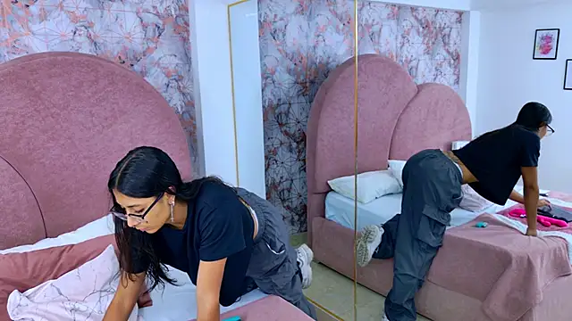 RavenGloomy online show from 10.31.25