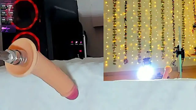 Snapshot of Kitty__Rose__ chatting on 10.22.25 Kitty Rose online show from 10.22.25