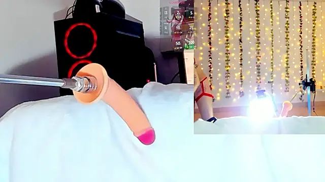 Snapshot of Kitty__Rose__ chatting on 11.08.25 Kitty Rose online show from 11.08.25