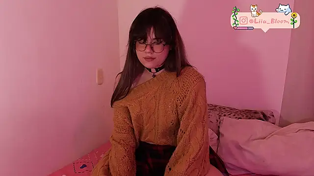 Liia-Bloom online show from 04.06.26