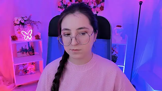 VirtuallVoyant online show from 10.16.25