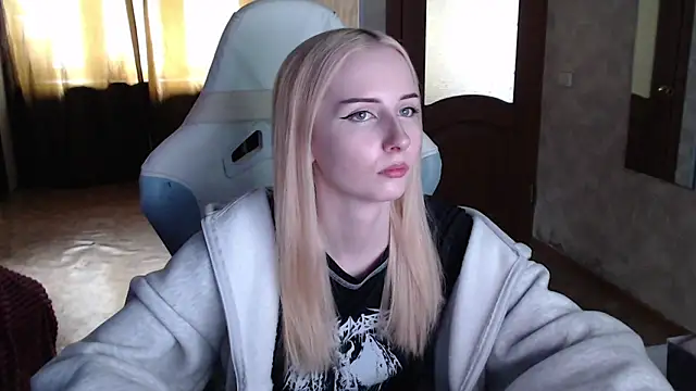 Cutti Crystal online show from 04.10.26