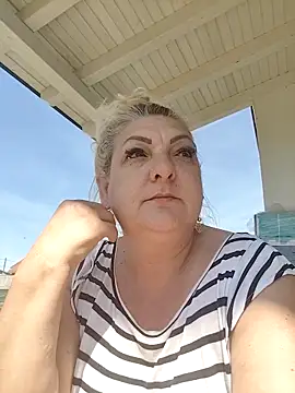 clarabbw47 online show from 04.25.26