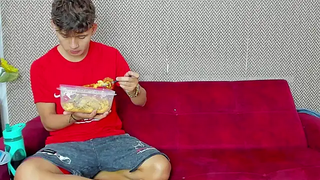 Snapshot of willy_sexxx18 chatting on 02.17.26 willy sexxx18 online show from 02.17.26