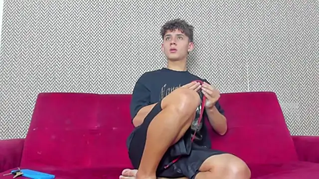 Snapshot of willy_sexxx18 chatting on 02.24.26 willy sexxx18 online show from 02.24.26