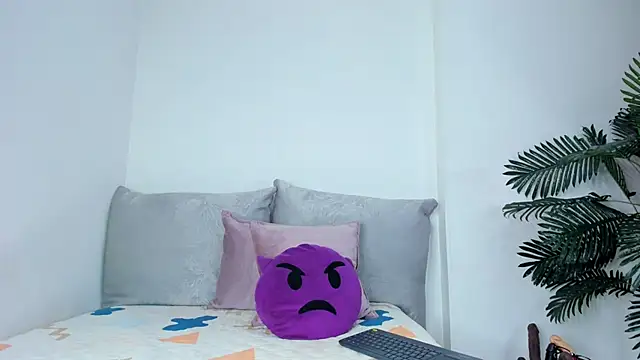 Lilygomezz online show from 09.25.25