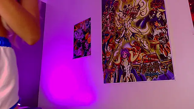 Taylorsmitth  online show from 12.15.25