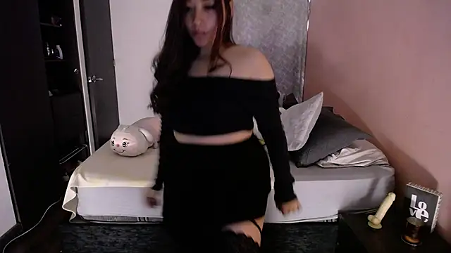Snapshot of Mia_1120 chatting on 07.28.26 Mia 1120 online show from 07.28.26