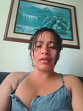 Snapshot of Yaya_watson chatting on 06.05.26 Yaya watson online show from 06.05.26