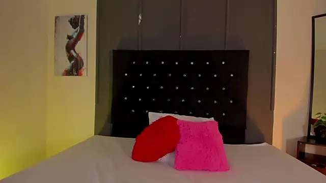 Zafiro  Brown online show from 03.06.26