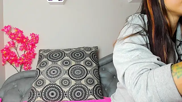 Snapshot of Dafne_Mel chatting on 09.19.25 Dafne Mel online show from 09.19.25