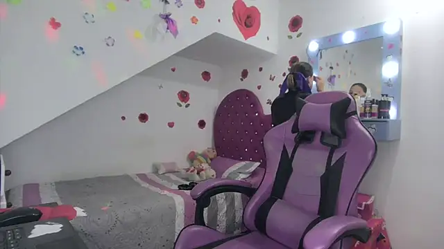 soffy rosses online show from 10.16.25